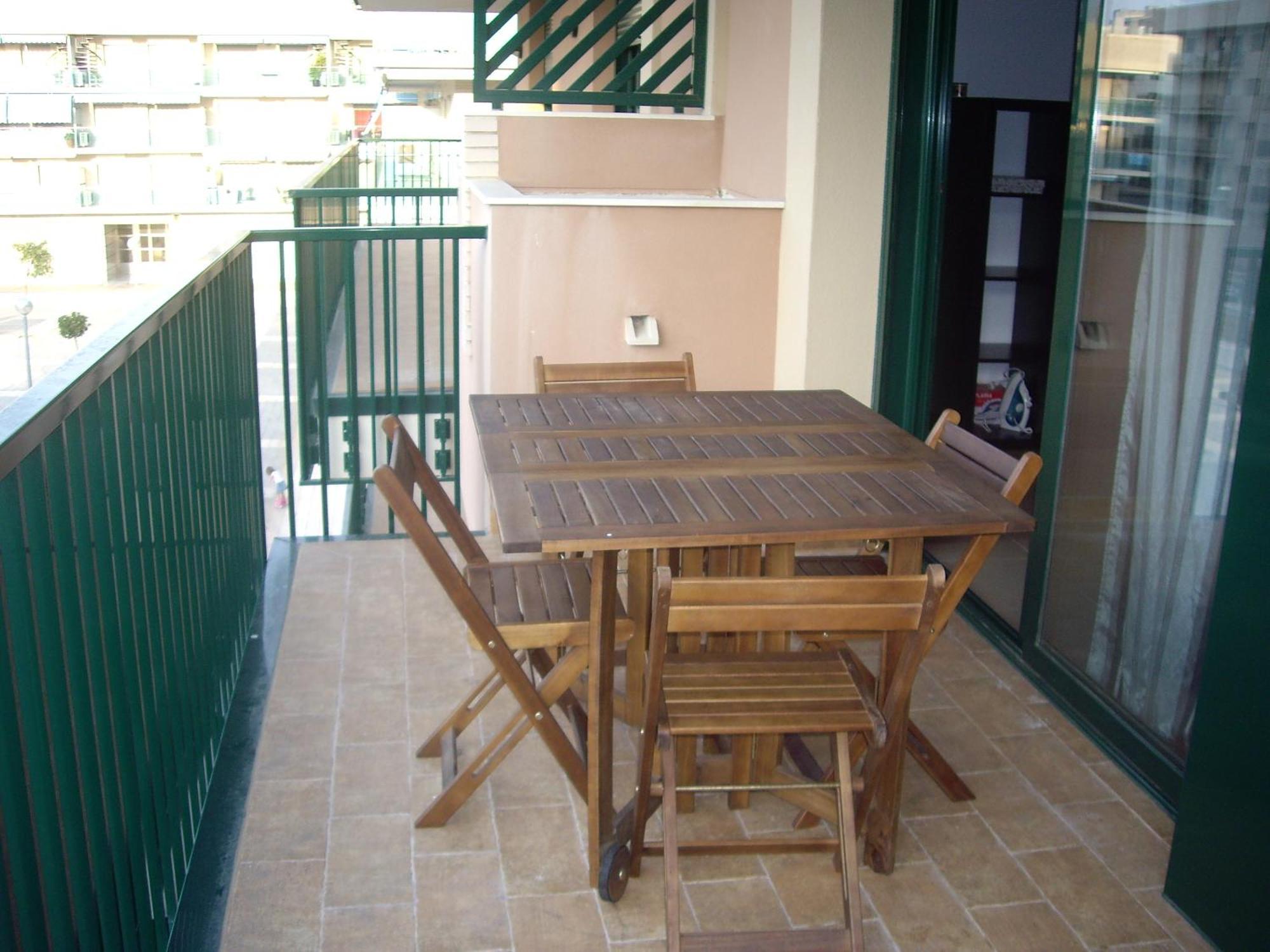 Apartamento En Cambrils Edificio Ciutadellaアパートメント エクステリア 写真